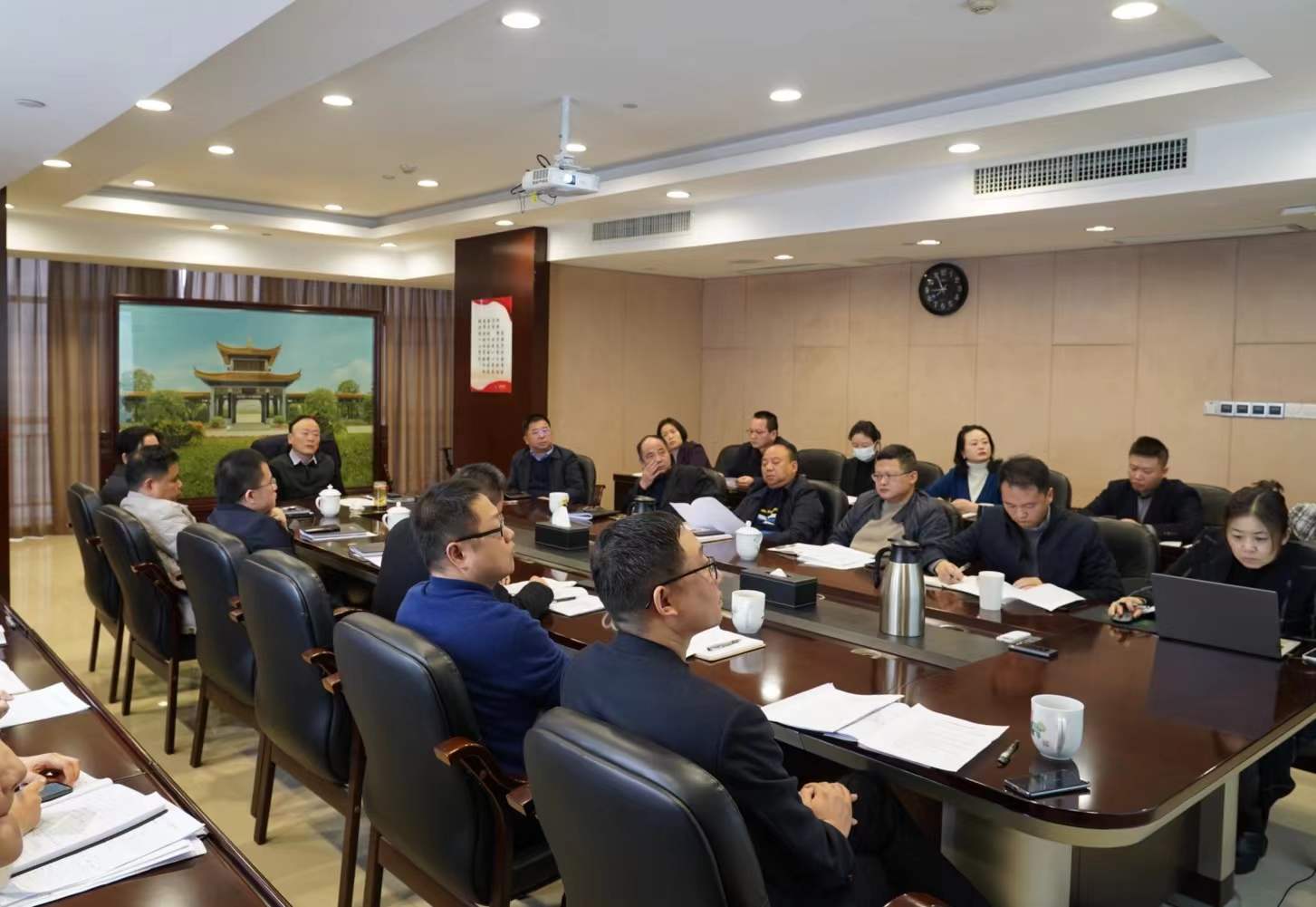 米兰体育app官网-米兰体育（中国）召开2022年经营发展工作务虚会